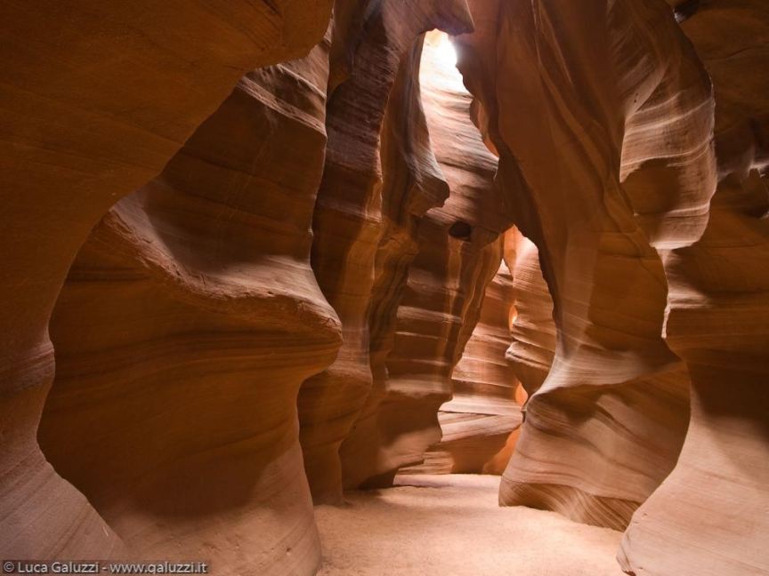 Upper Antelope Canyon