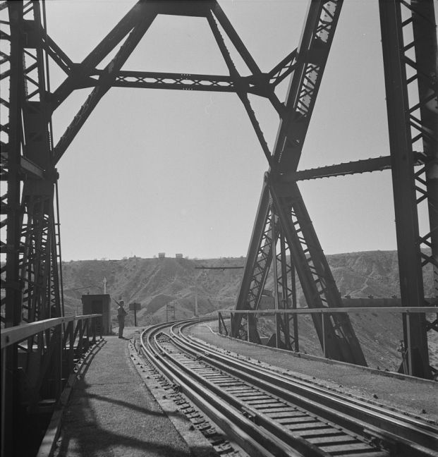 Military guard at the bridge