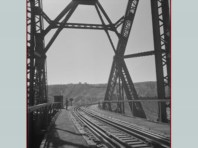 Military guard at the bridge