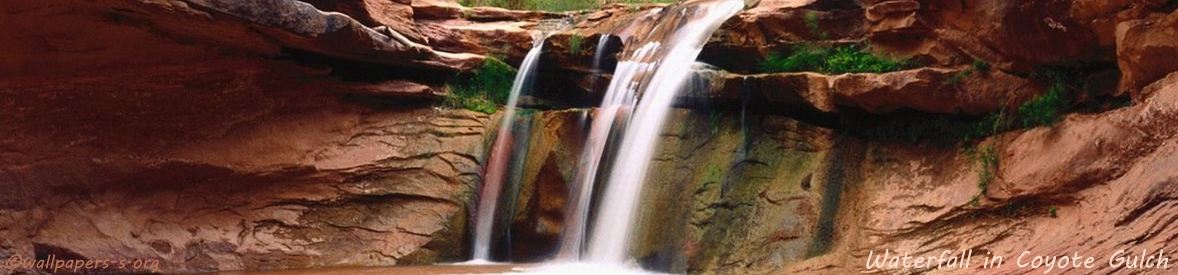 Waterfall in Coyote Gulch