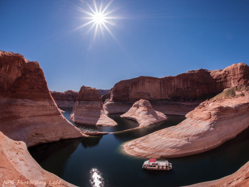Houseboat in San Juan Canyon