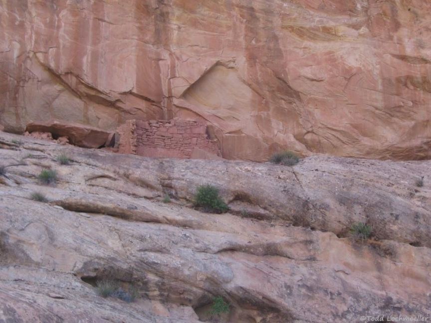 Lower side canyon ruin