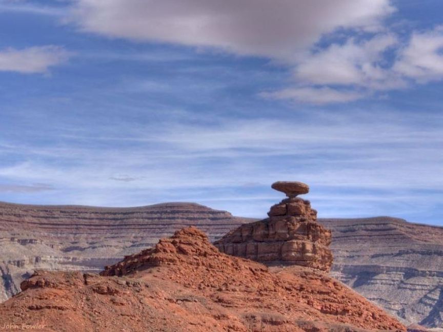 Mexicsn Hat Rock at Moonrise